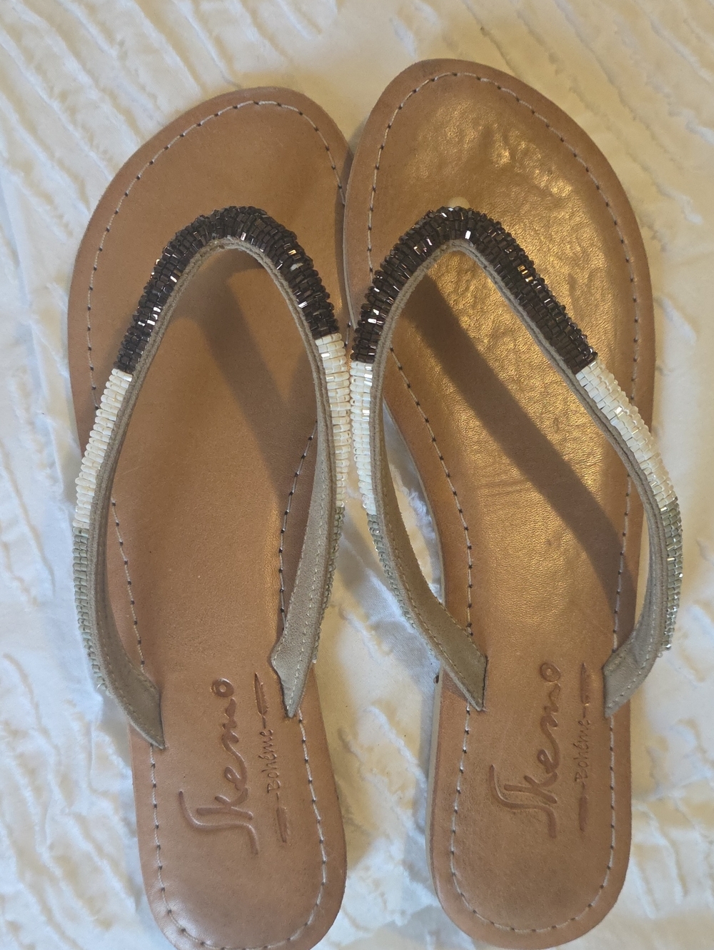 Skemo Beaded Black & Cream Strap Sandals